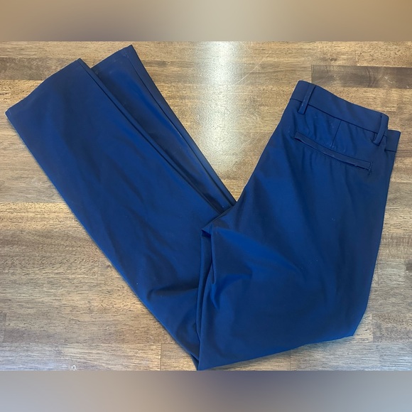 GAP Men's Deep Blue hybrid slim fit 29/32 pants - Picture 2 of 4